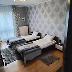Casa With Free Parking Guest house