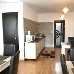 Casa With Free Parking Брашов