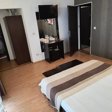 Casa *