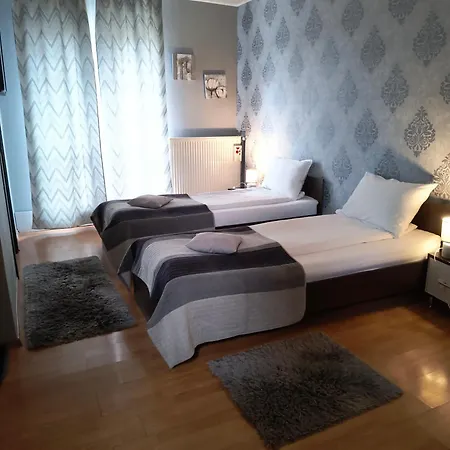 Casa With Free Parking Gæstehus Braşov