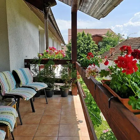 Casa With Free Parking