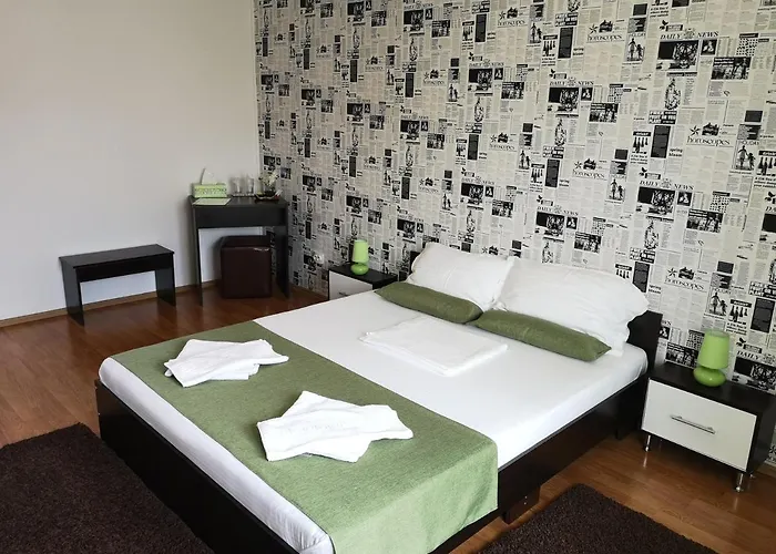 Casa Mais Brasov Guesthouse With Free Parking 3* Брашов