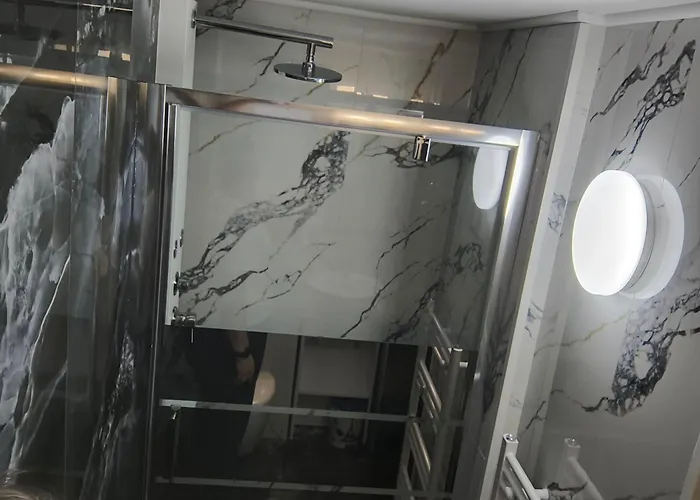 Гостьовий будинок Casa Mais Brasov Guesthouse With Free Parking 3*